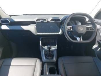 Image 3/4