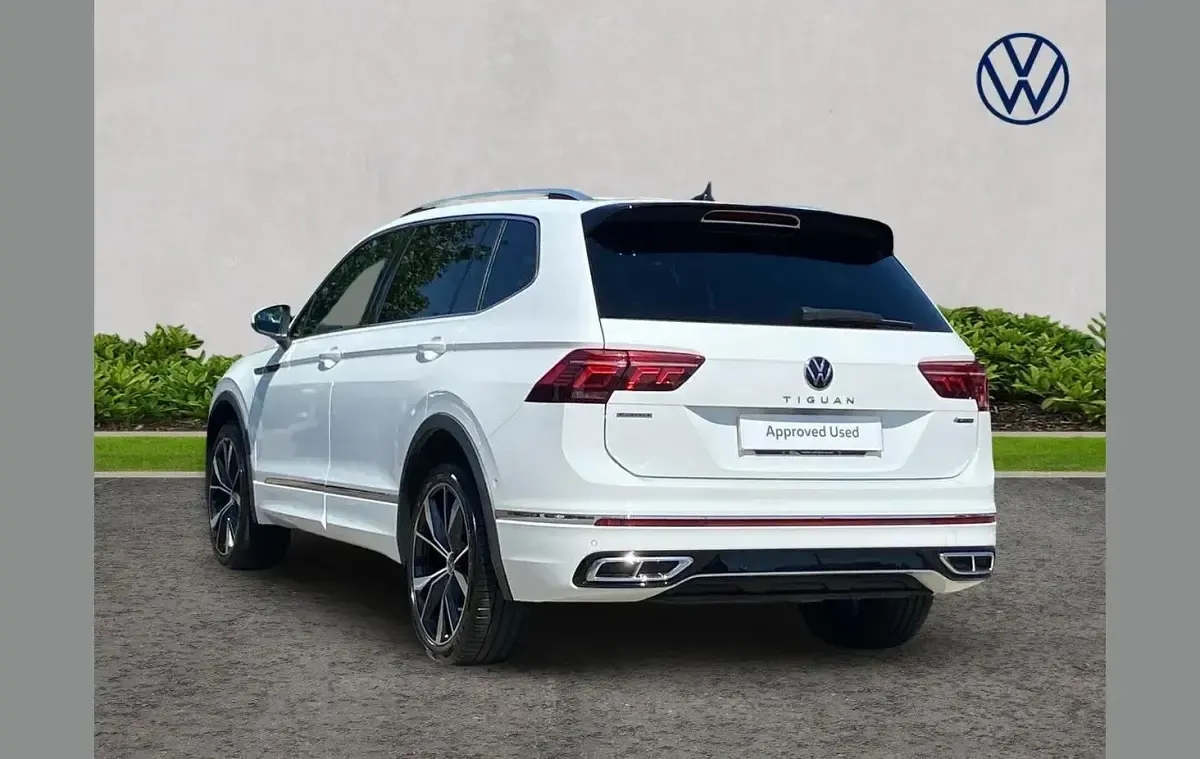 Used VW Tiguan Allspace R-line 190 HP (139 kW) 2022 White SUV