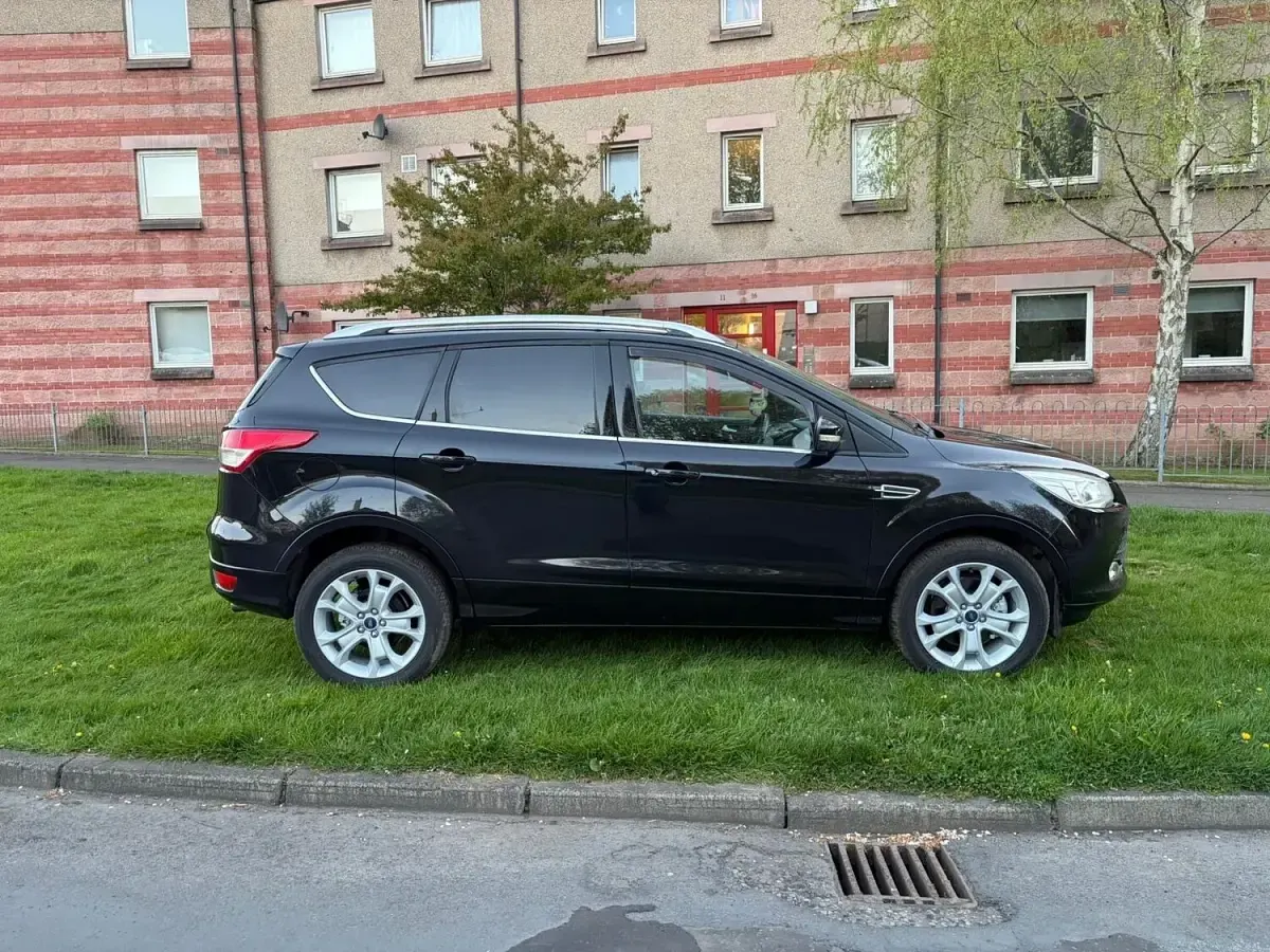 Used Ford Kuga Zetec 2013 Black SUV