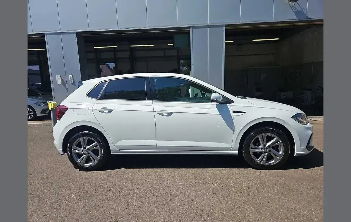 Used VW Polo R-line 95 HP (69 kW) 2021 White Hatchback