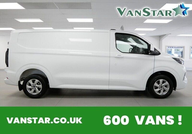 White Used 2024 Ford Transit Custom Limited | £26,989 (Fair price) - Image 1/2