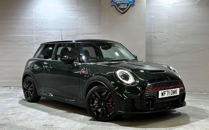 Used Mini John Cooper Works Hatch 231 HP (169 kW) 2021 Green Hatchback
