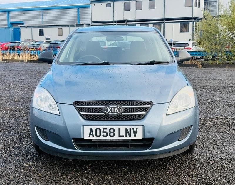 Used Kia Ceed 2008 Blue Hatchback