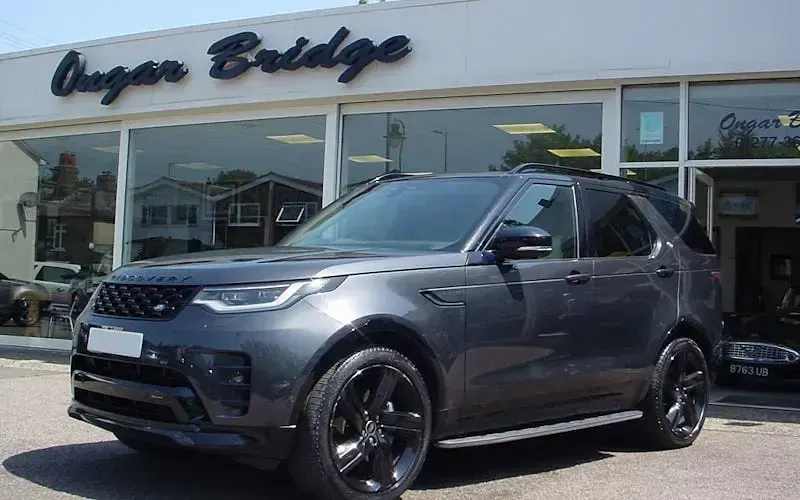 Used Land Rover Discovery HSE Dynamic 300 HP (220 kW) 2022 SUV