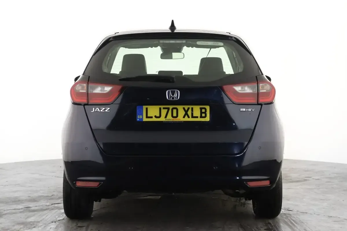 Second-hand Honda Jazz Hybrid 109 CP (80 kW) 2020 Albastru Hatchback