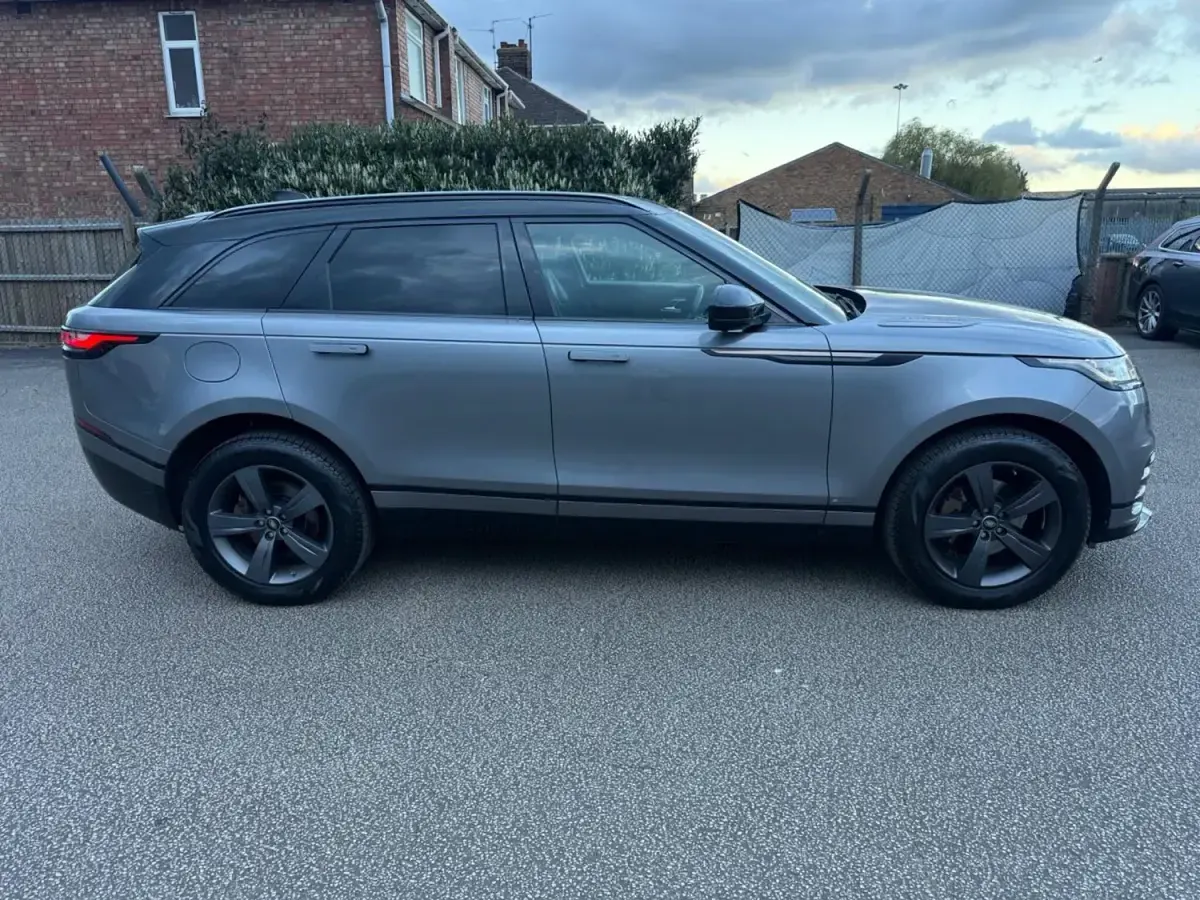 Second-hand Land Rover Range Rover Velar R-Dynamic 2019 Gri SUV
