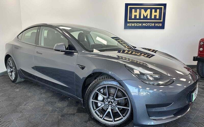 Used 2021 Tesla Model 3 Standard Range Sedan | £13,500 (Fair price) - Image 1/3