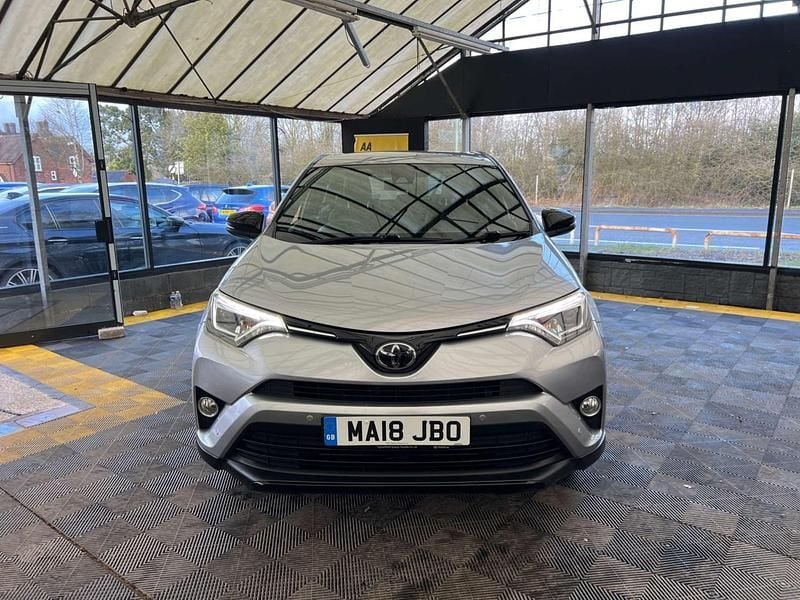 Used Toyota RAV4 2018 Silver SUV