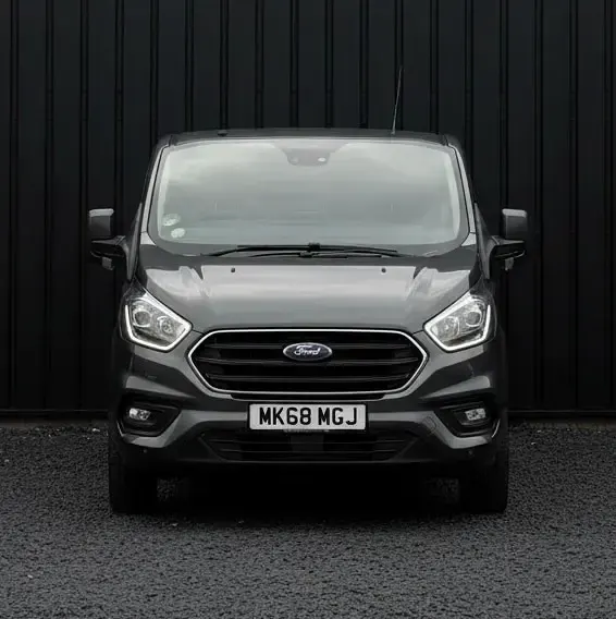 Used Ford Transit Custom Limited 130 HP (95 kW) 2018 Grey Van