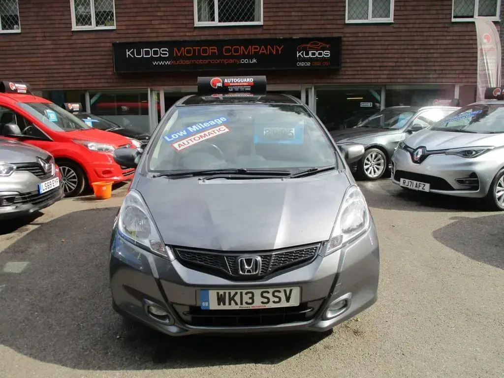 Used Honda Jazz EX 99 HP (72 kW) 2013 Grey Hatchback