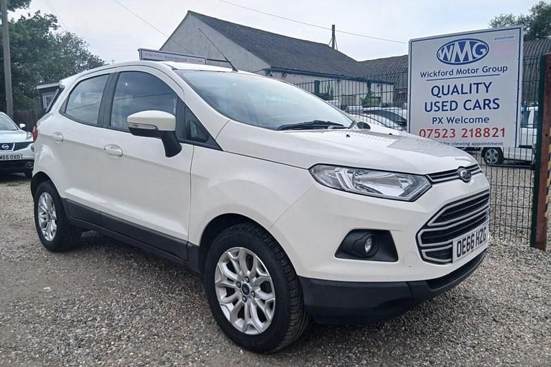 White Used 2016 Ford Ecosport Zetec SUV | £4,995 (Fair price) - Image 1/1