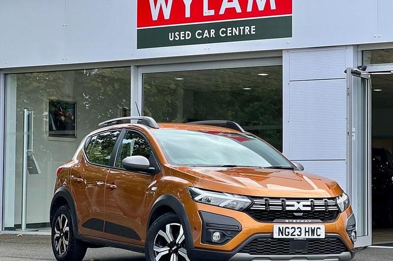 Used Dacia Sandero Journey 91 HP (66 kW) 2023 Orange Hatchback