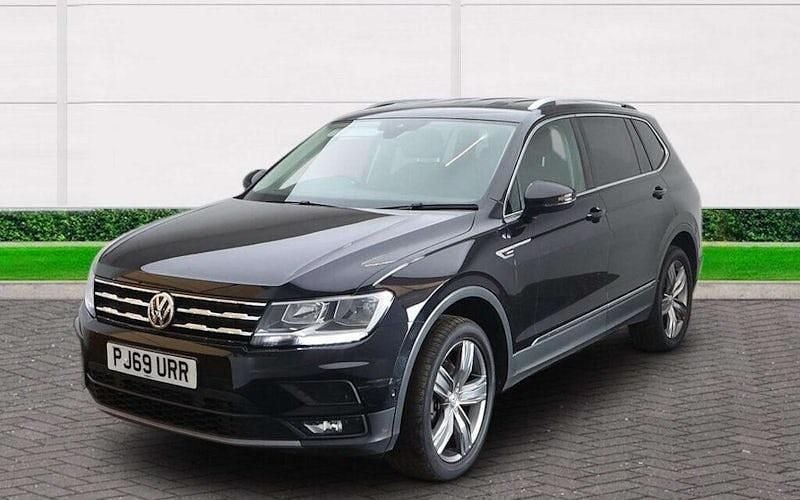 Used 2021 VW Tiguan Allspace Match SUV | £21,695 (Fair price) - Image 1/4