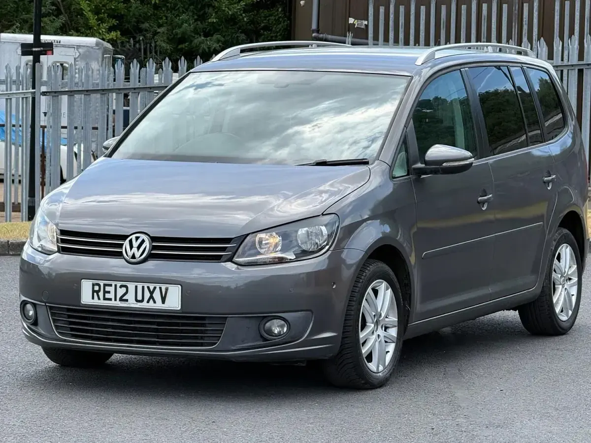 Used VW Touran SE 105 HP (77 kW) 2012 Grey MPV