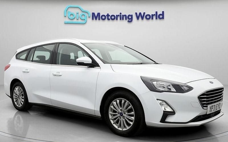 White Used 2021 Ford Focus Titanium Estate | £13,200 (Good price) - Image 1/4