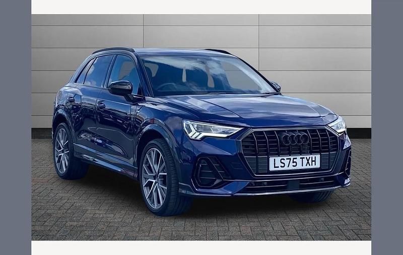 Used Audi Q3 Black Edition 150 HP (110 kW) 2025 Blue SUV