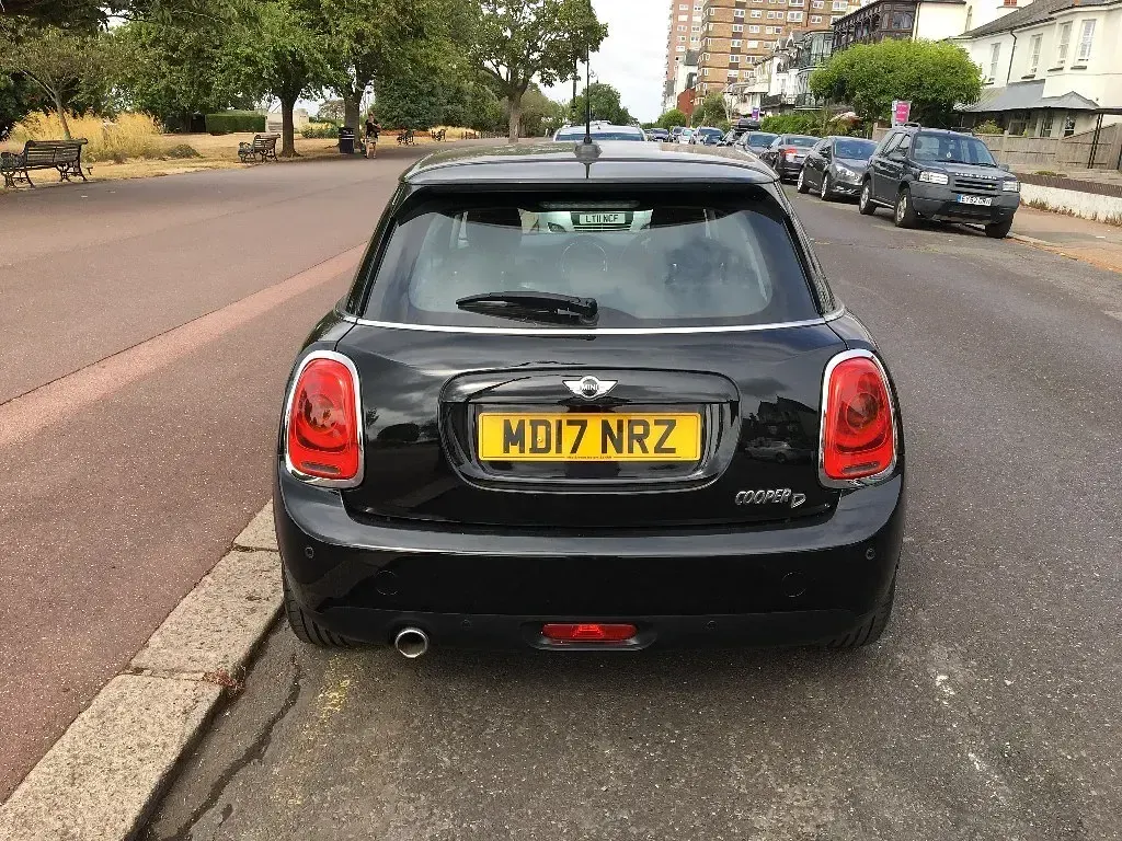 Used Mini Cooper D Hatch 2017 Black Hatchback