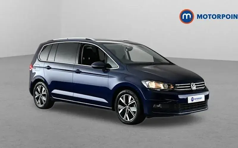 Used VW Touran SEL 150 HP (110 kW) 2023 MPV