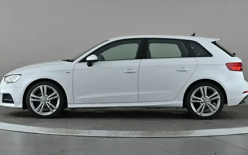 Used Audi A3 Sportback S-Line 116 HP (85 kW) 2019 Hatchback