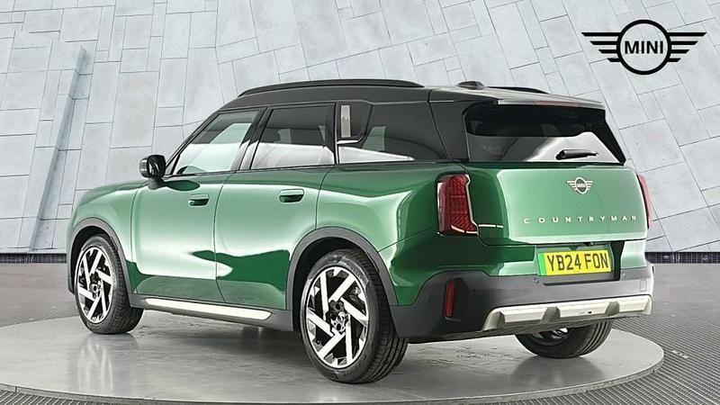 Used Mini Countryman Exclusive 147 kW (201 HP) 2024 Green SUV