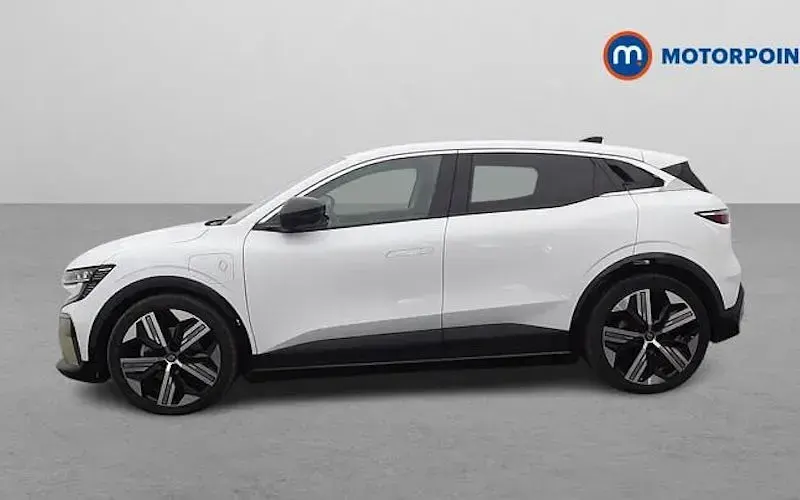 Used Renault Megane E-Tech Iconic 160 kW (218 HP) 2023 Hatchback