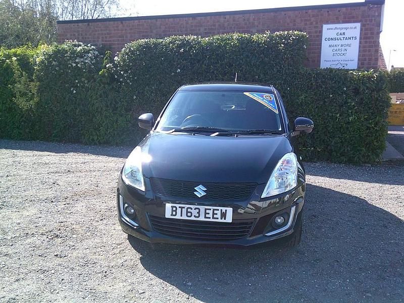 Used Suzuki Swift SZ3 94 HP (69 kW) 2013 Black Hatchback