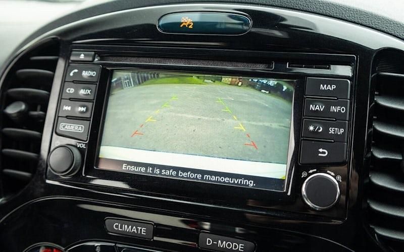 Used Nissan Juke 113 HP (83 kW) 2019 White SUV