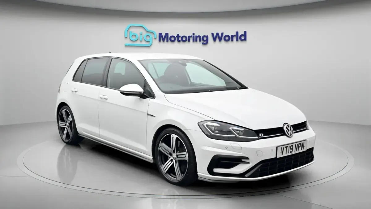Used VW Golf VII R 300 HP (220 kW) 2019 Hatchback