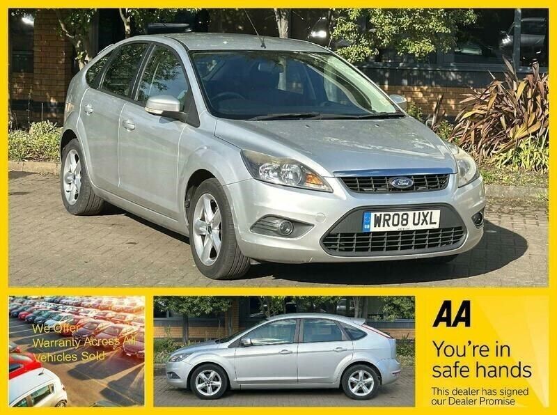 Silver Used 2008 Ford Focus Zetec Hatchback | £1,875 (Good price) - Image 1/4