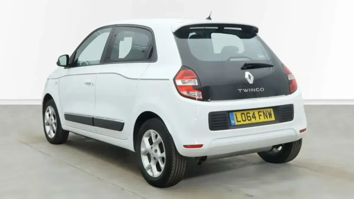 Used Renault Twingo Dynamique 70 HP (51 kW) 2014 White Hatchback