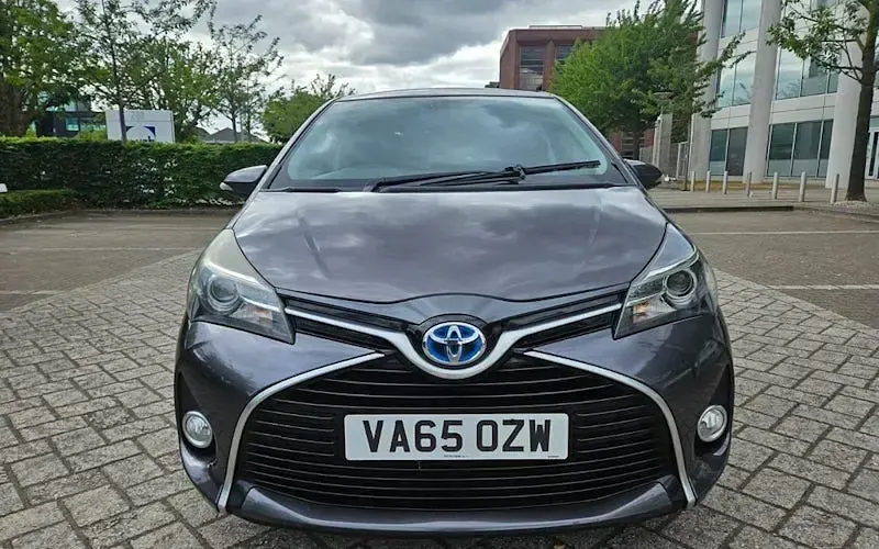 Used Toyota Yaris 101 HP (74 kW) 2016 Hatchback