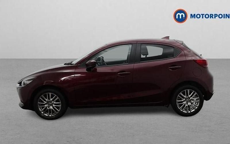 Used Mazda 2 Inclusive 90 HP (66 kW) 2021 Red Hatchback