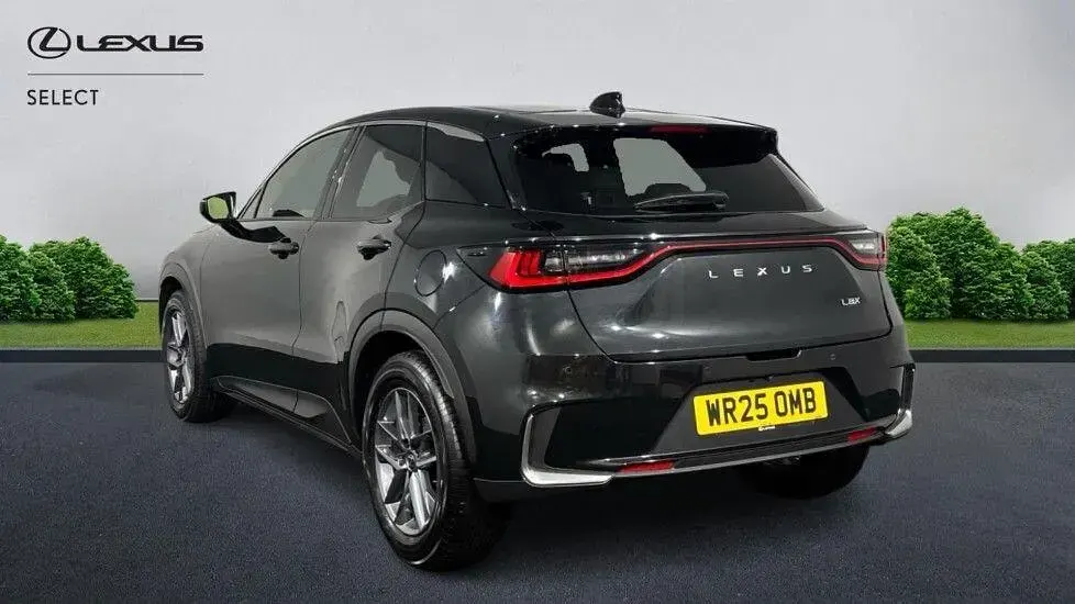 Used Lexus LBX 136 HP (100 kW) 2025 Black SUV