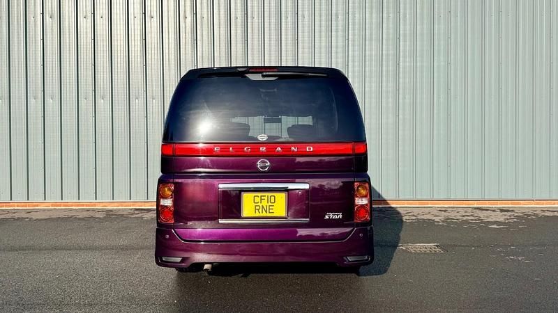 Used Nissan Elgrand 2024 Mauve/purple MPV