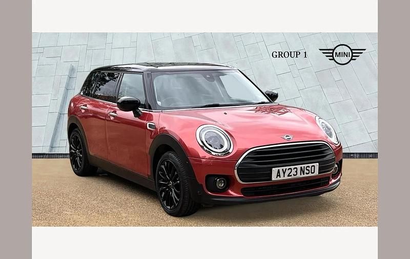 Used Mini Cooper Clubman Classic 136 HP (100 kW) 2023 Red Estate