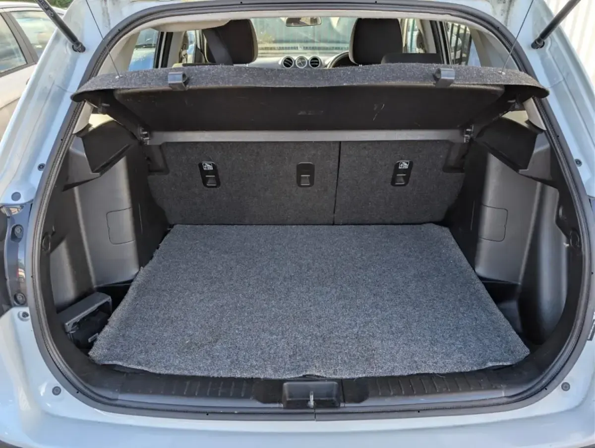 Gebraucht Suzuki Vitara SZ-T 120 PS (88 kW) 2016 Weiß SUV