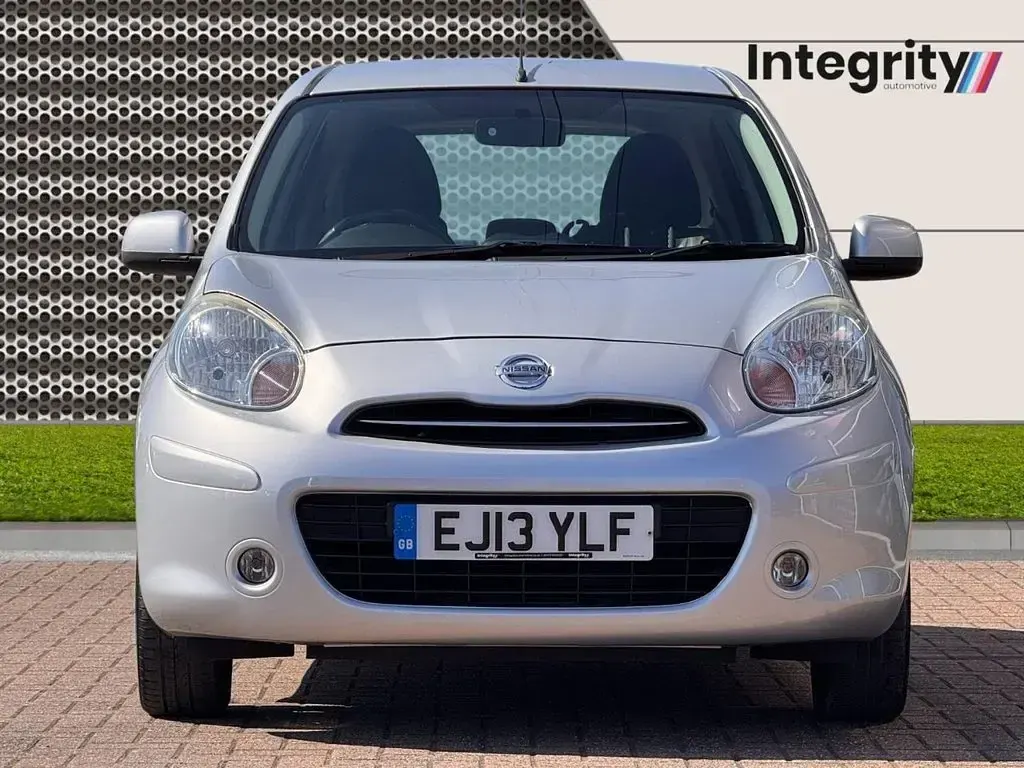 Used Nissan Micra Acenta 80 HP (58 kW) 2013 Silver Hatchback