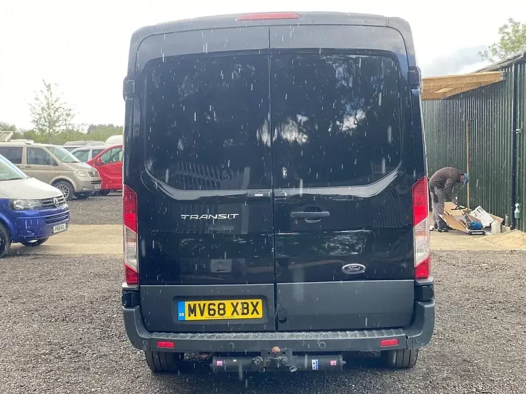 Begagnad Ford Transit 2018 Svart