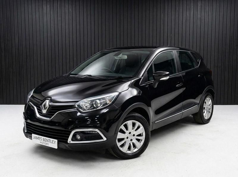 Used Renault Captur Expression+ 90 HP (66 kW) 2013 Black SUV