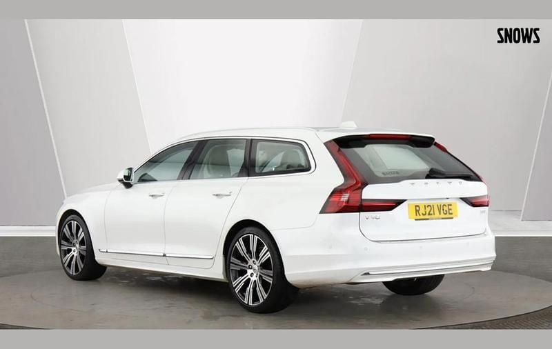 Used Volvo V90 Inscription 197 HP (144 kW) 2021 Crystal white Estate