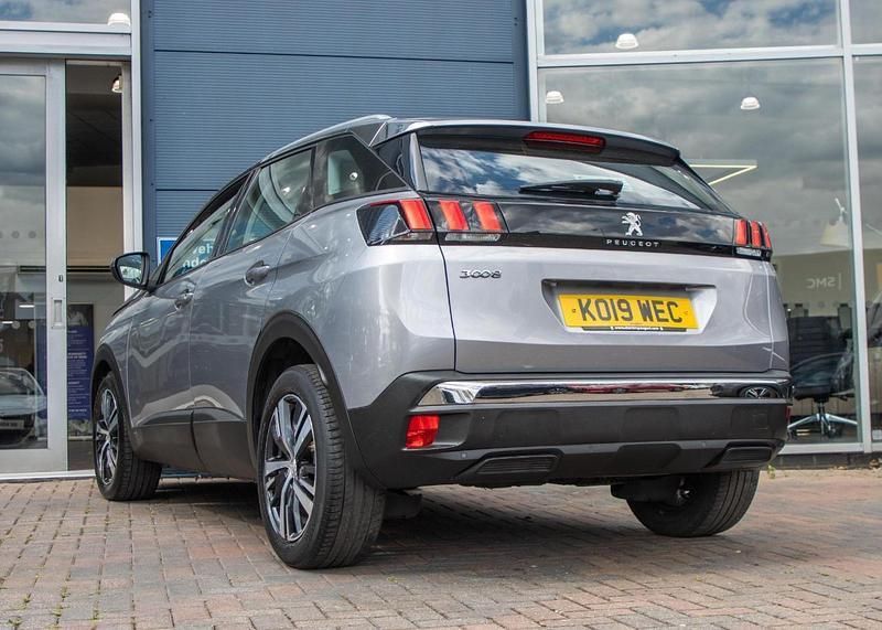 Grey Used 2019 Peugeot 3008 Active SUV | £12,900 (Fair price) - Image 1/4