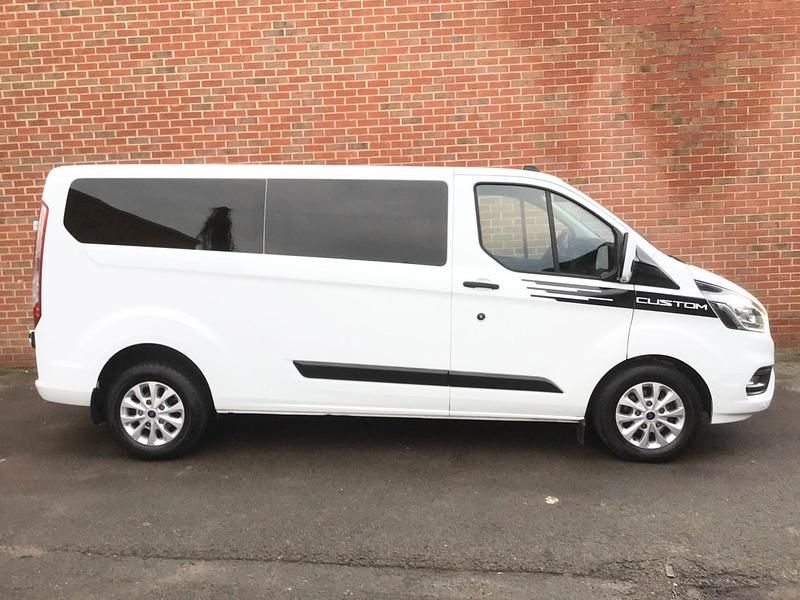 Used Ford Transit Custom Trend 130 HP (95 kW) 2022 White Van