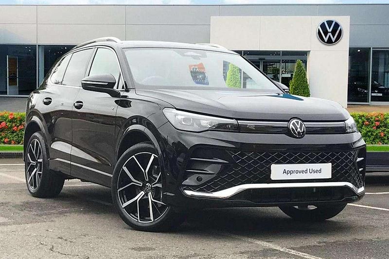 Black Used 2025 VW Tiguan R-line SUV | £39,999 - Image 1/4