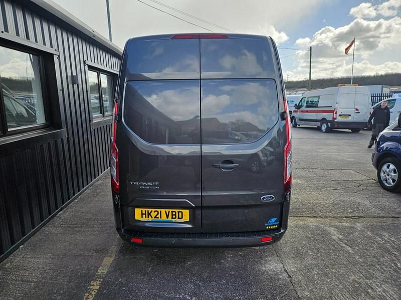 Used Ford Transit Custom Limited 130 HP (95 kW) 2021 Grey Van