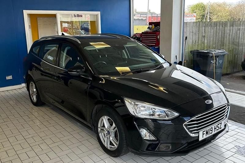Used Ford Focus Zetec 120 HP (88 kW) 2019 Estate