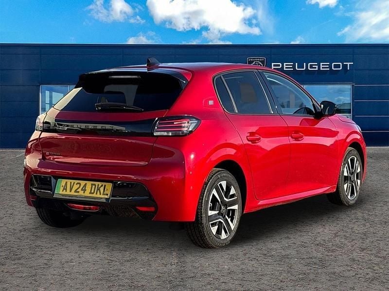Used Peugeot e-208 Allure 100 kW (136 HP) 2024 Red Hatchback