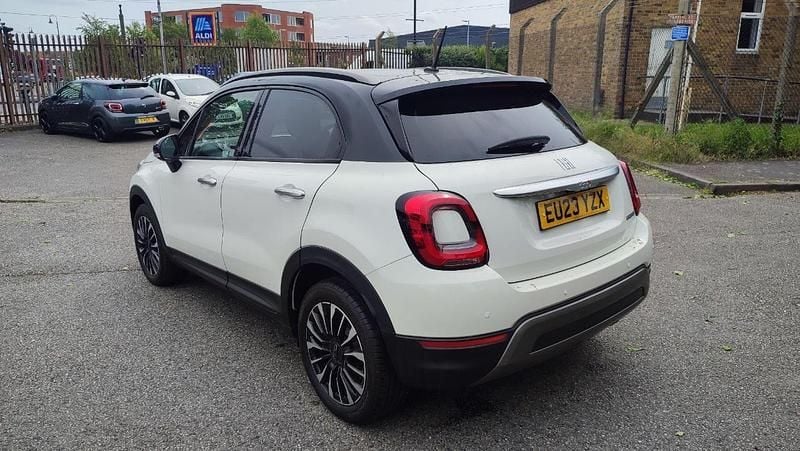 White Used 2023 Fiat 500X Cross SUV | £17,500 (Fair price) - Image 1/4