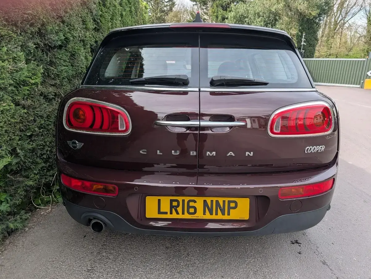Used Mini Cooper Clubman 136 HP (100 kW) 2016 Red Estate