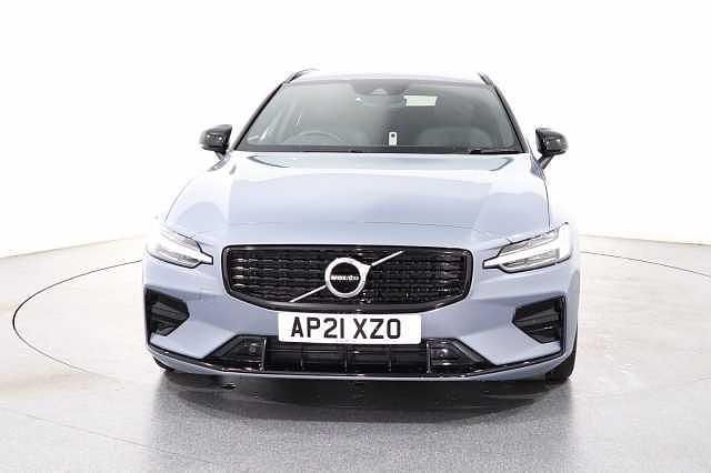 Used Volvo V60 R-Design 194 HP (142 kW) 2022 Estate