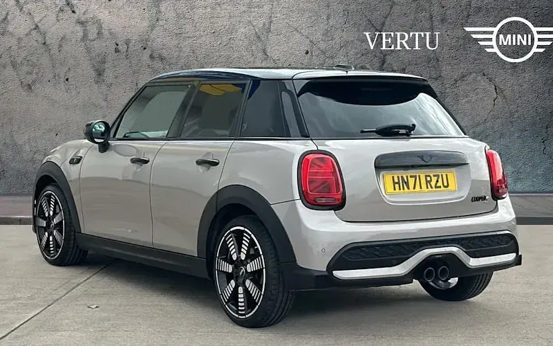 Used Mini Cooper S Exclusive 178 HP (130 kW) 2021 Grey Hatchback